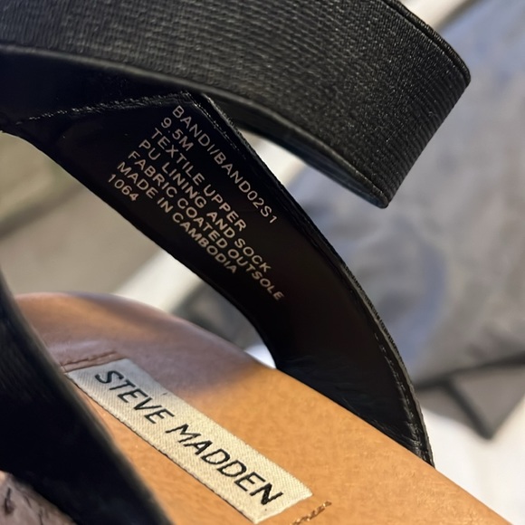 Steve Madden Bandi Elastic Platform Sandal - Picture 5 of 5